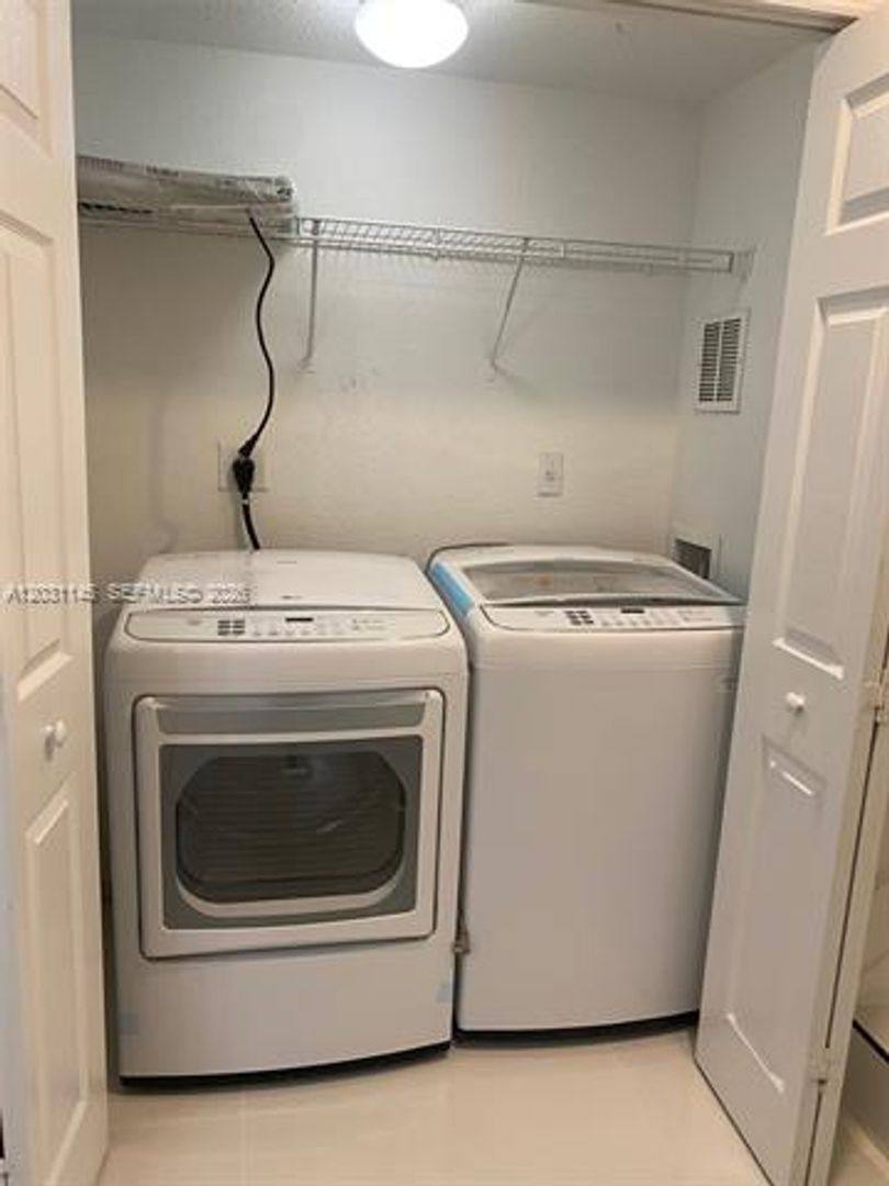 Apartment for rent at 11201 NW 83rd St, Miami, FL 33178