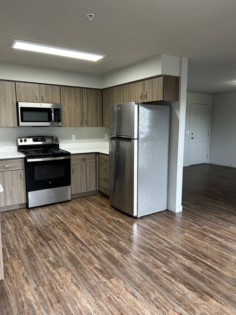 Apartment for rent at 236 30th Ave, Longview, WA 98632