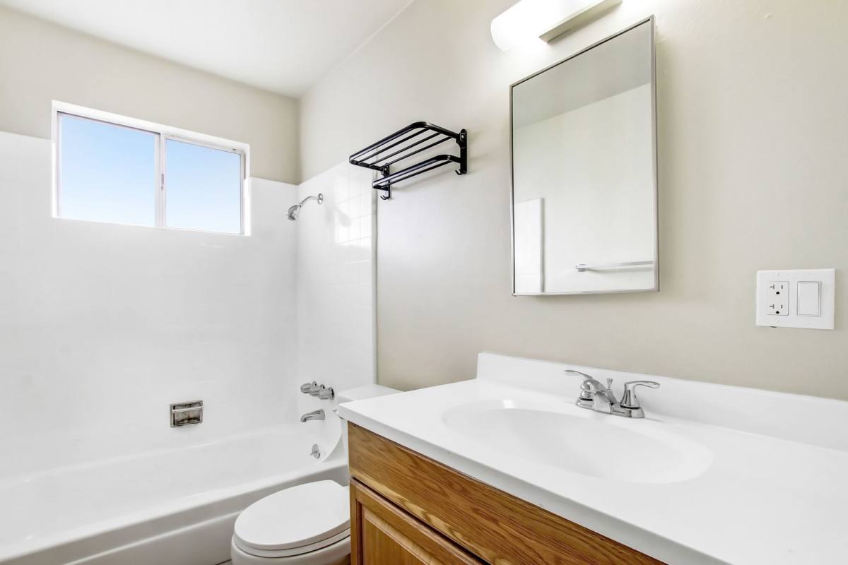 Apartment for rent at 345 W 41st St, San Bernardino, CA 92407