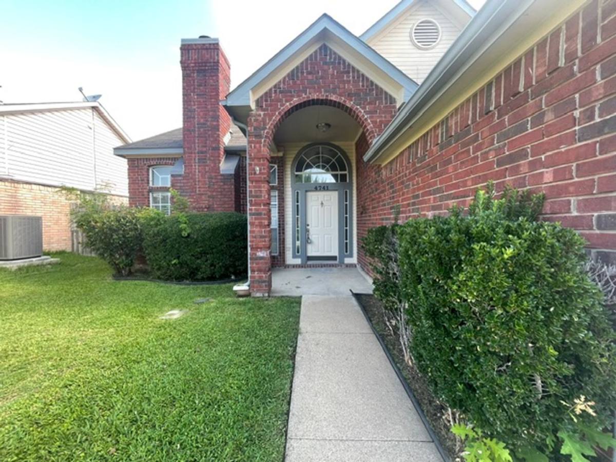 House for rent at 4741 Birchbend Lane, Fort Worth, TX 76137
