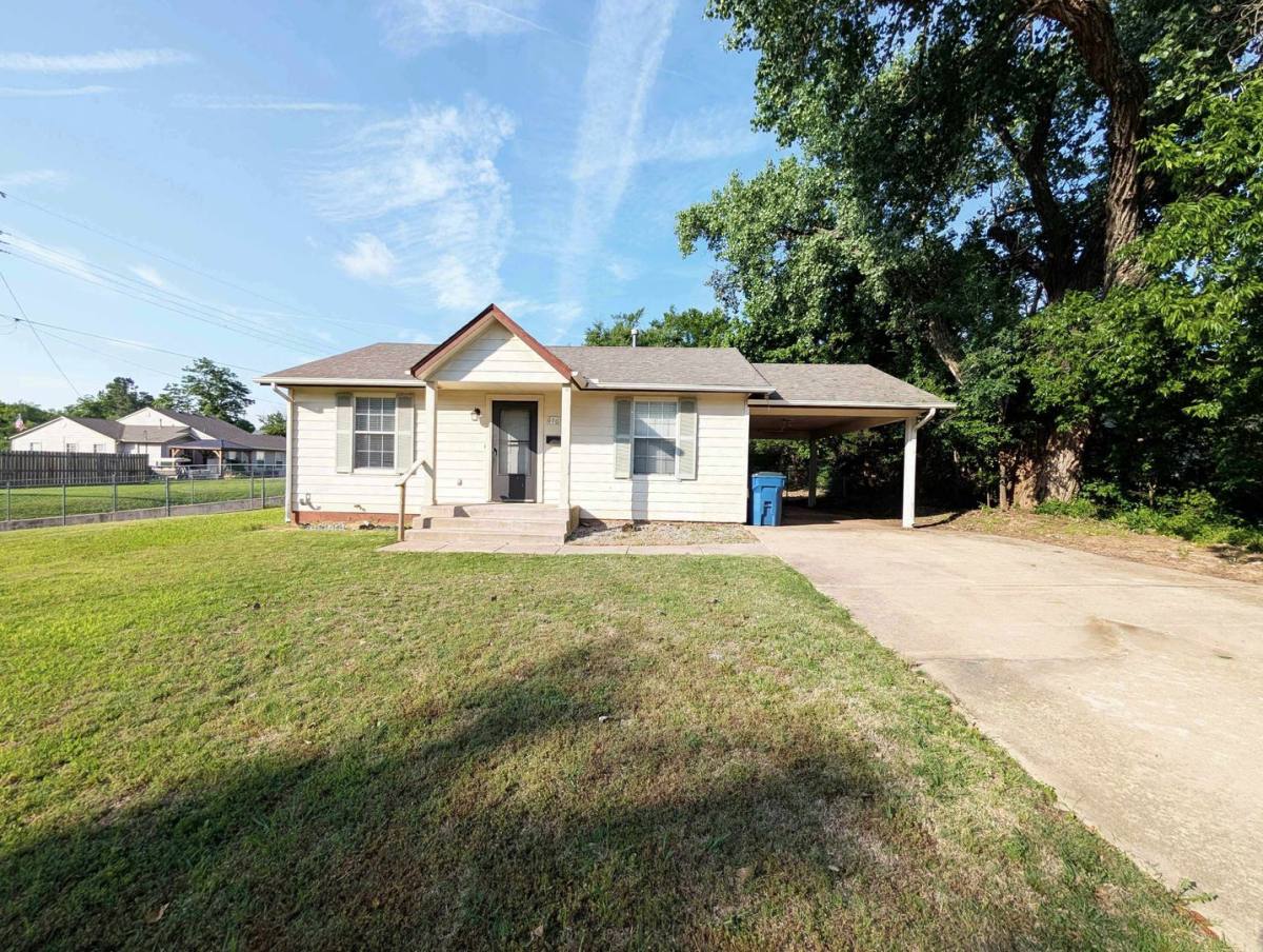 House for rent at 616 Lions Park Place, Oklahoma City, OK 73110