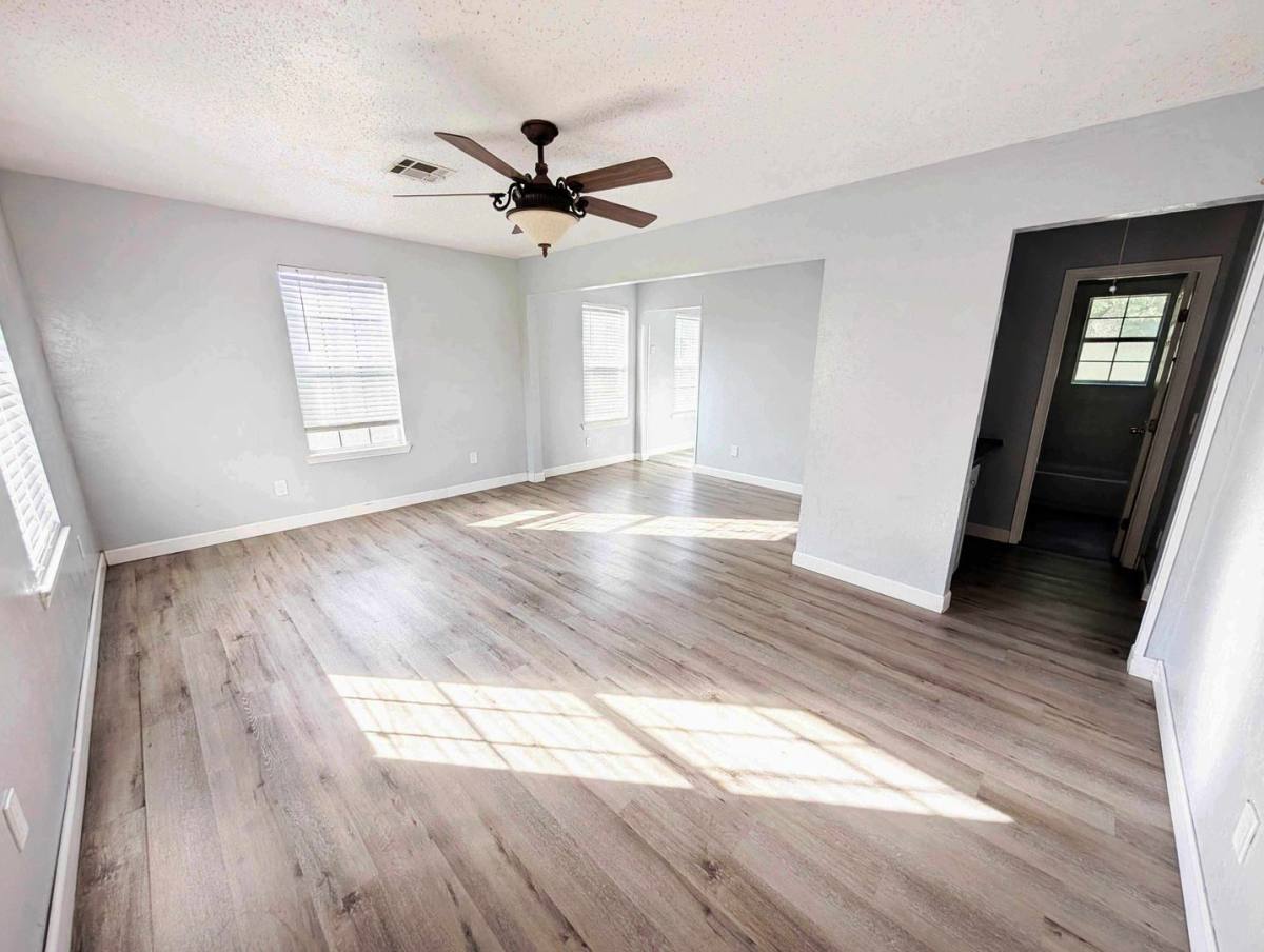 House for rent at 616 Lions Park Place, Oklahoma City, OK 73110