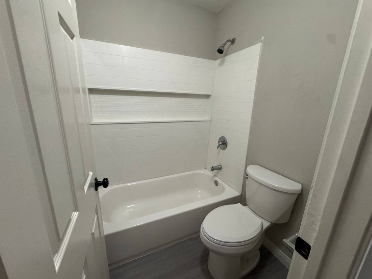 Apartment for rent at 5237 Garden Lane, Las Vegas, NV 89119