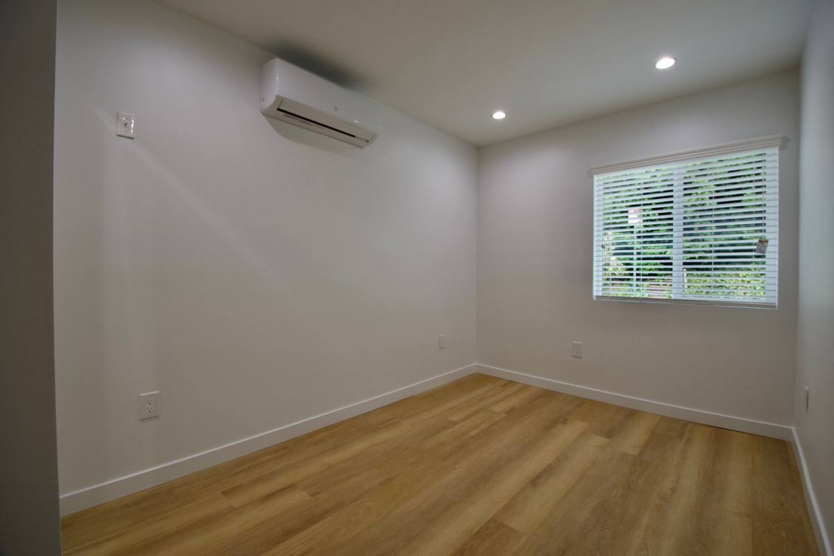 Apartment for rent at 1507 Silver Lake Blvd, Los Angeles, CA 90026