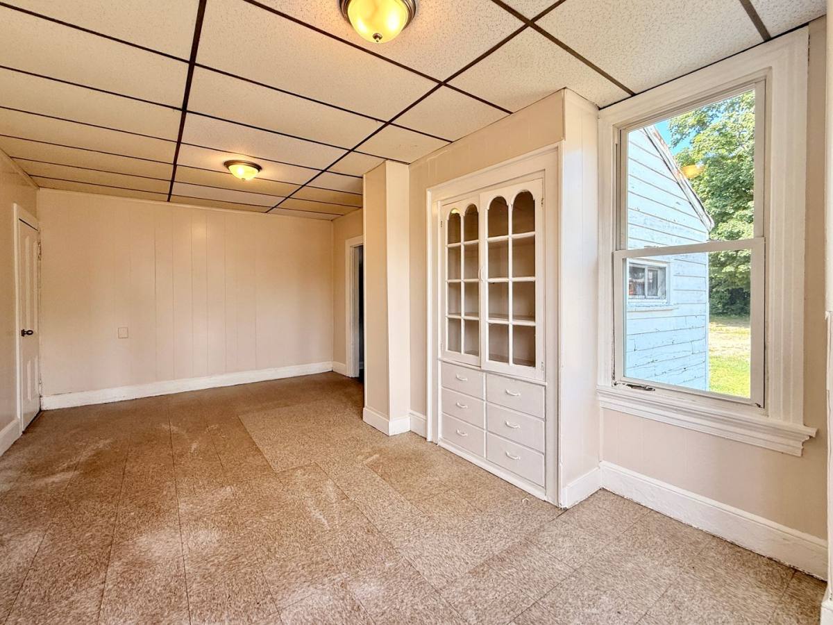 Apartment for rent at 281 S Ave, Bridgeton, NJ 08302