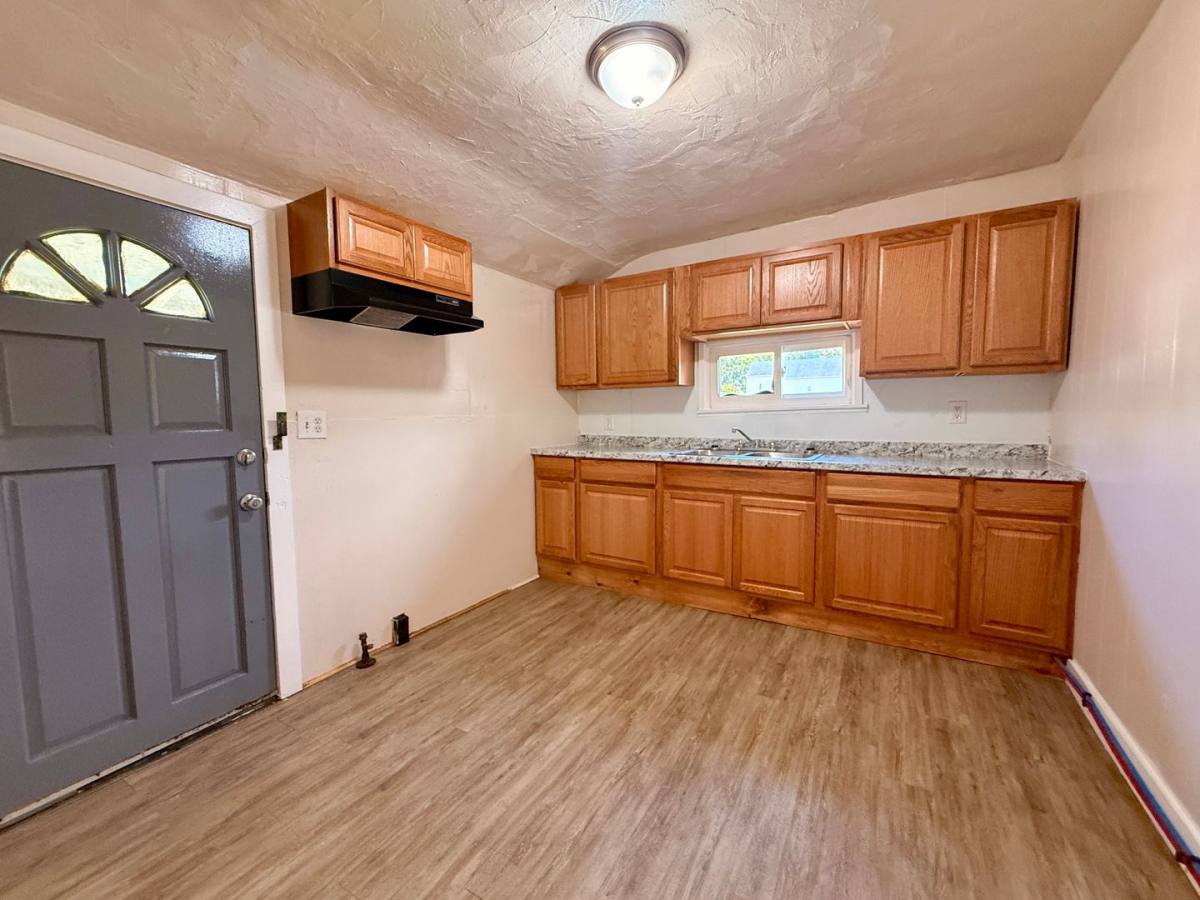 Apartment for rent at 281 S Ave, Bridgeton, NJ 08302