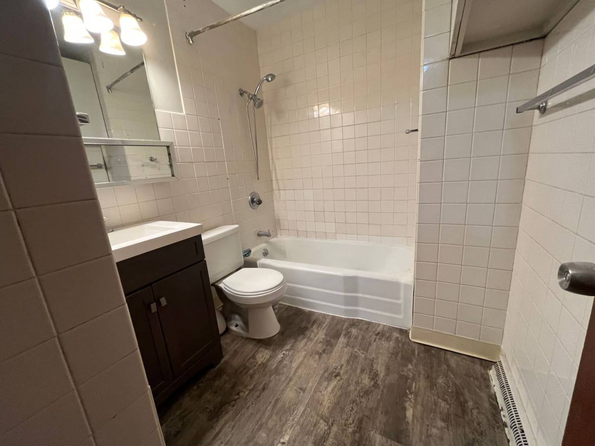 House for rent at 911 Alagna Dr, Champaign, IL 61821