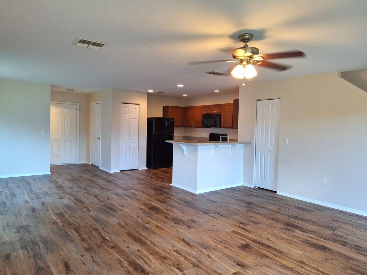 Townhouse for rent at 550 Mount Olympus Blvd, New Smyrna Beach, FL 32168