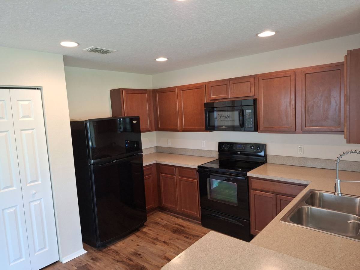 Townhouse for rent at 550 Mount Olympus Blvd, New Smyrna Beach, FL 32168