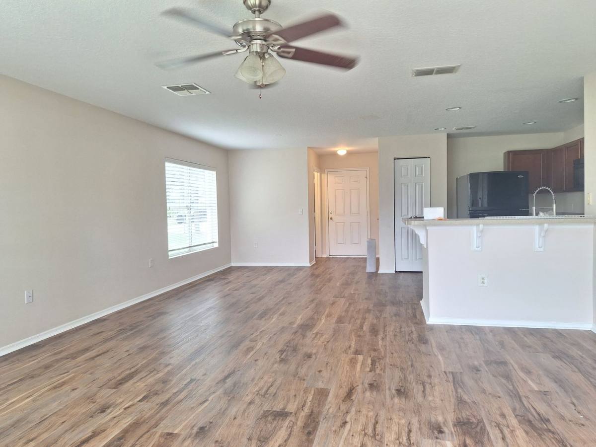 Townhouse for rent at 550 Mount Olympus Blvd, New Smyrna Beach, FL 32168