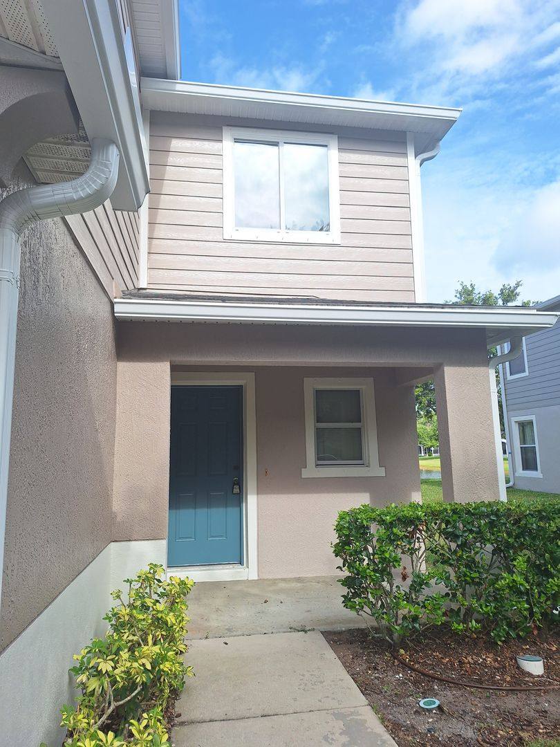Townhouse for rent at 550 Mount Olympus Blvd, New Smyrna Beach, FL 32168