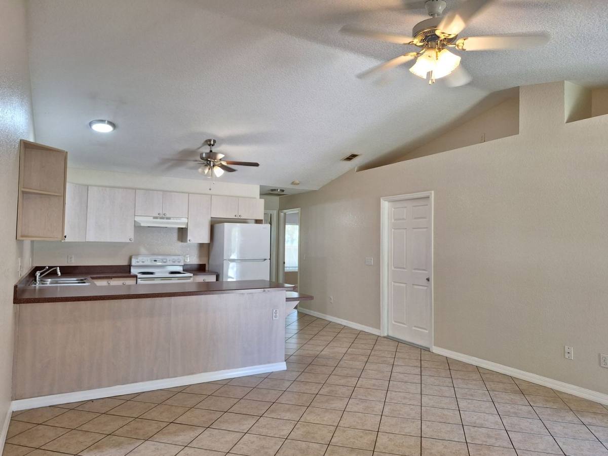 House for rent at 3208 India Palm Dr, Edgewater, FL 32141