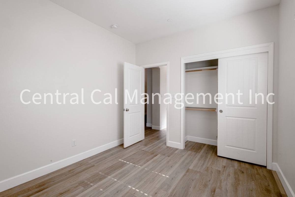 House for rent at 9029 Almond Creek Dr, Bakersfield, CA 93311