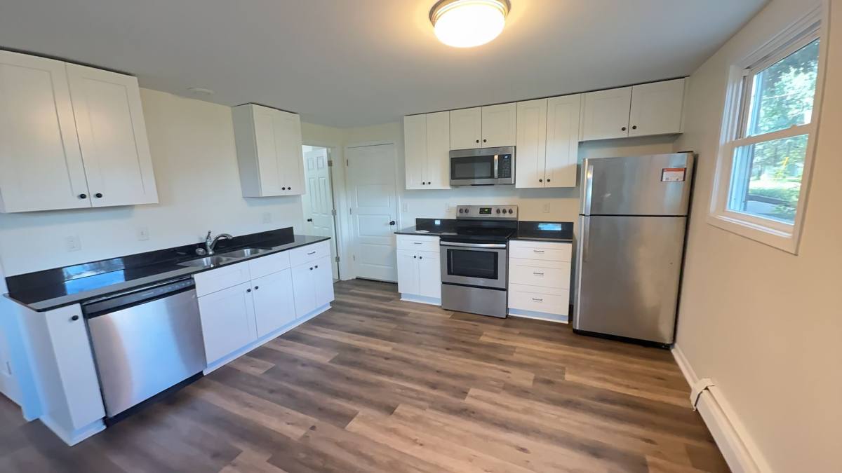 Apartment for rent at 670 4th St, Newport, MN 55055