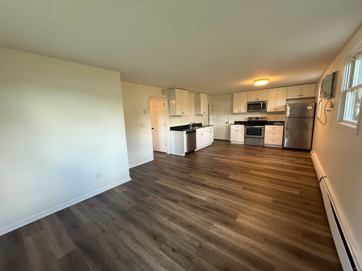 Apartment for rent at 670 4th St, Newport, MN 55055