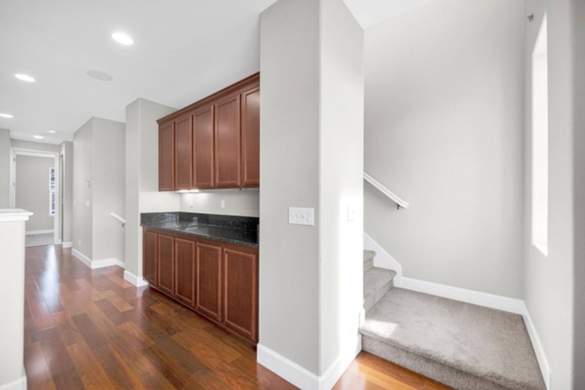 Townhouse for rent at 6143 Lonetree Blvd, Rocklin, CA 95765