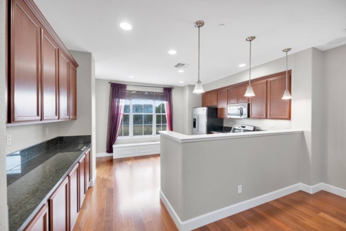 Townhouse for rent at 6143 Lonetree Blvd, Rocklin, CA 95765