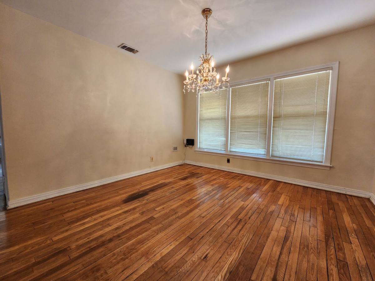 House for rent at 707 W Ave, San Angelo, TX 76903