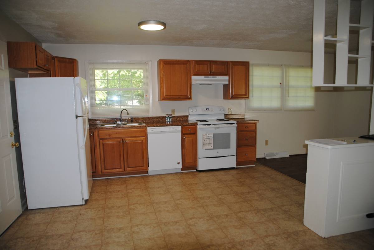 House for rent at 111 Walnut Dr, Fredericksburg, VA 22405