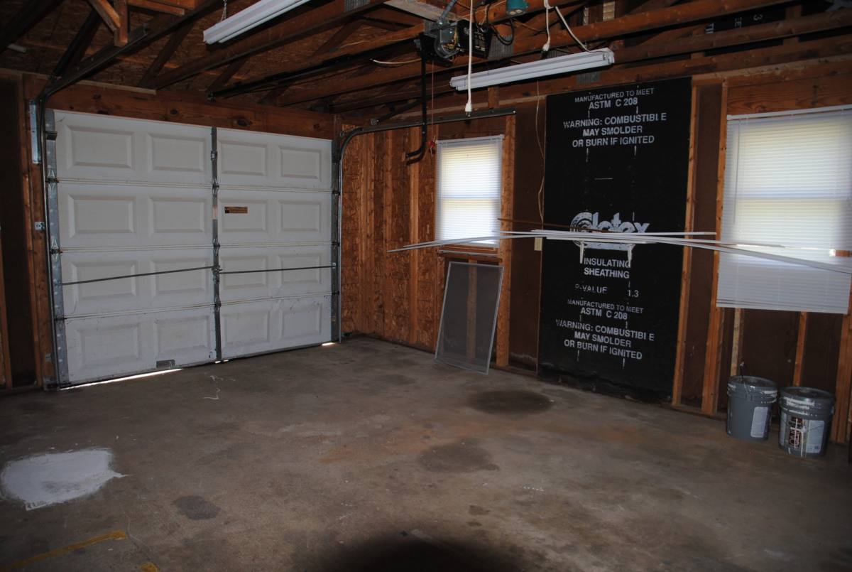 House for rent at 111 Walnut Dr, Fredericksburg, VA 22405