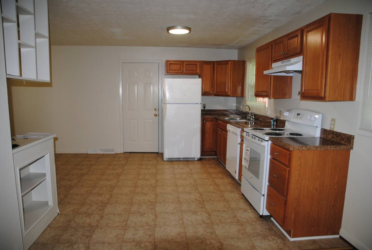 House for rent at 111 Walnut Dr, Fredericksburg, VA 22405