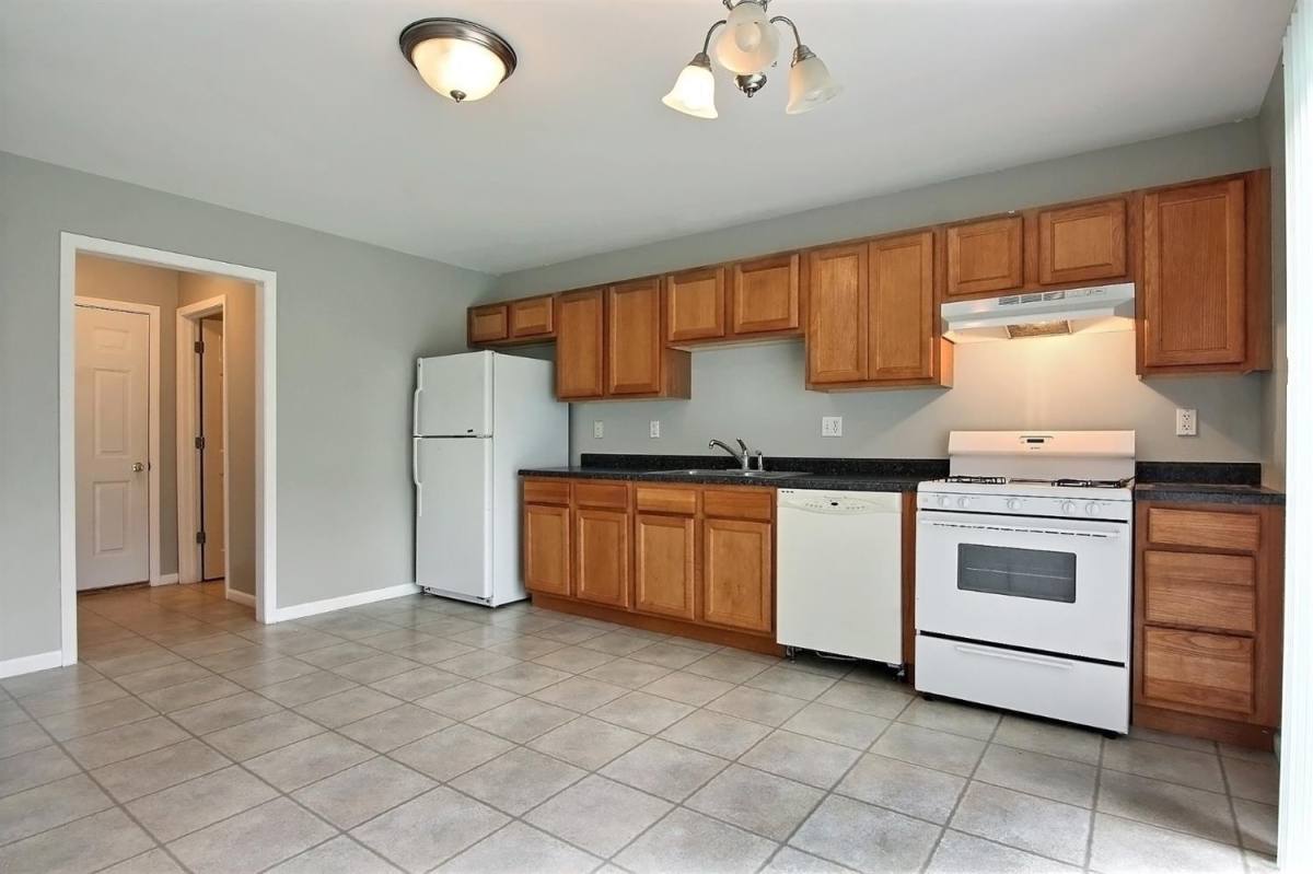 House for rent at 1200 Emma Court, Valparaiso, IN 46383