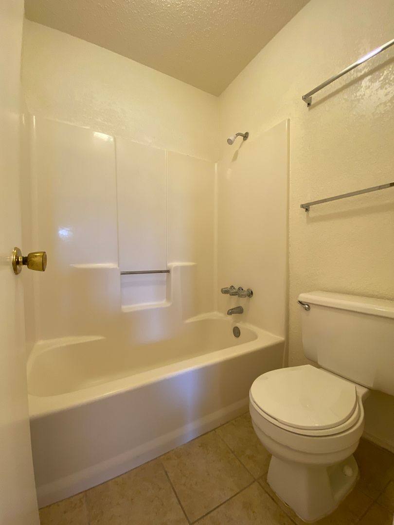 House for rent at 9221 Regal Dr, Woodway, TX 76712