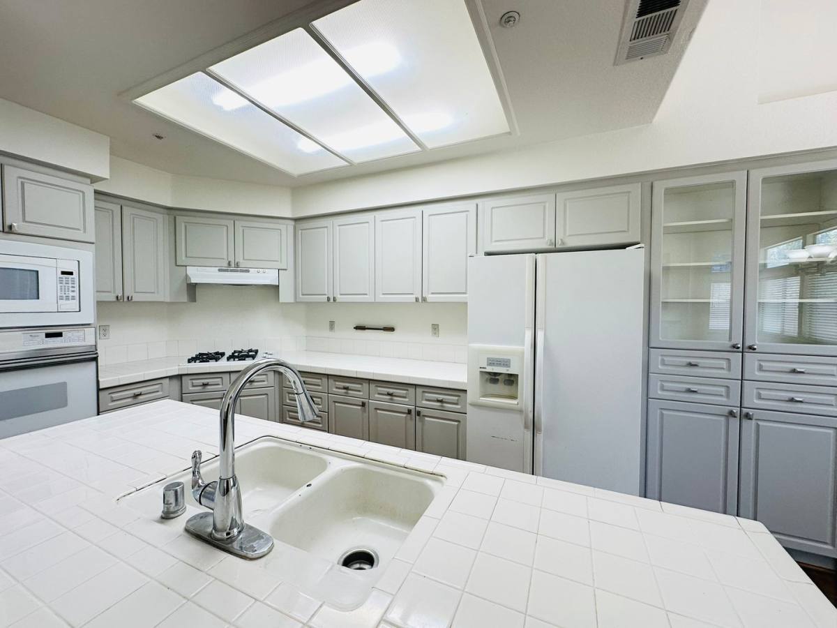 House for rent at 26253 King Edwards Dr, Loma Linda, CA 92354