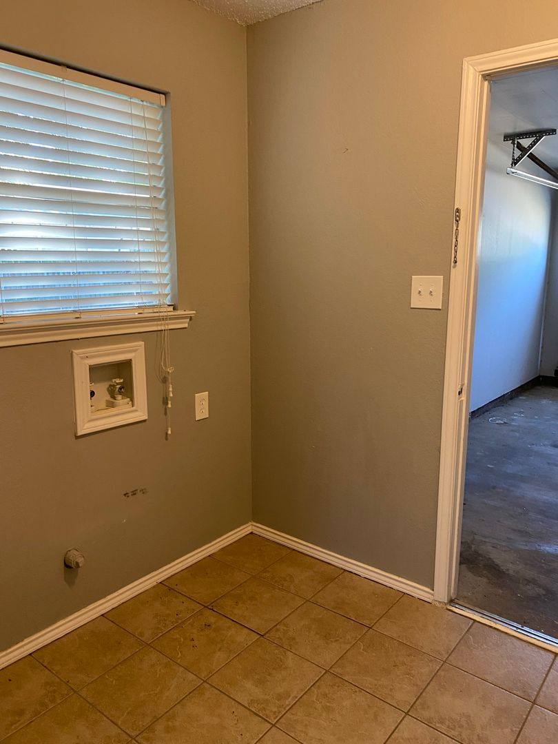 House for rent at 3904 Rye Glen Dr, Arlington, TX 76017