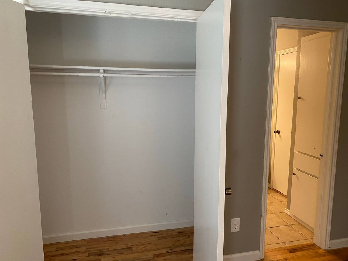 House for rent at 3904 Rye Glen Dr, Arlington, TX 76017