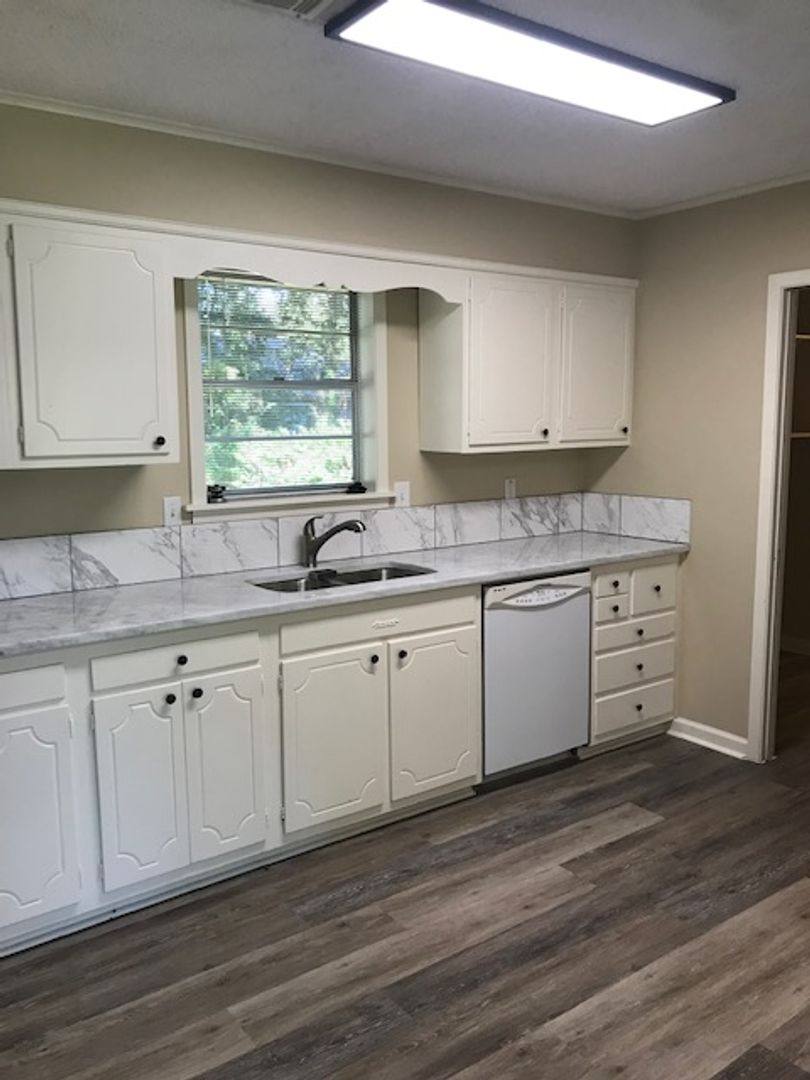 House for rent at 2504 Kenmore St, Monroe, LA 71201