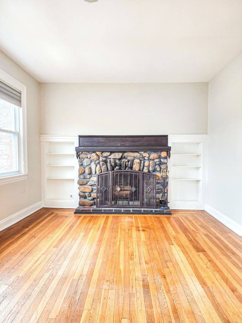 Apartment for rent at 542 Chapel St, New Haven, CT 06511