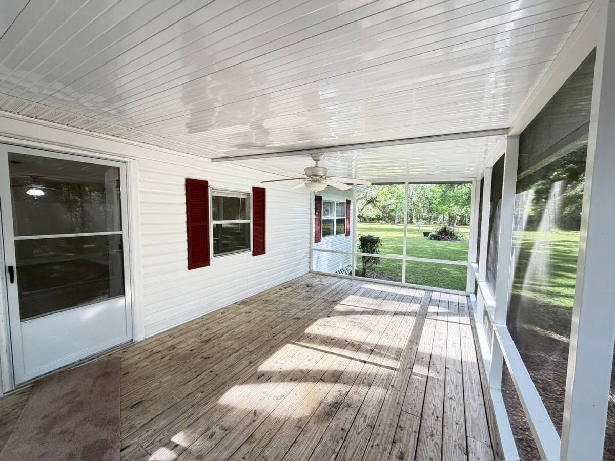House for rent at 3496 Kennel Rd, Vernon, FL 32462
