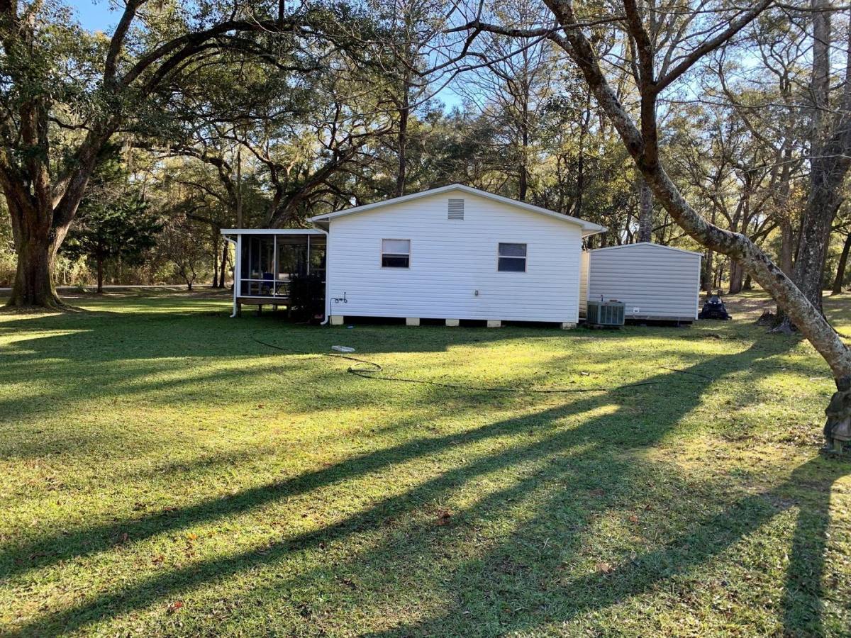 House for rent at 3496 Kennel Rd, Vernon, FL 32462