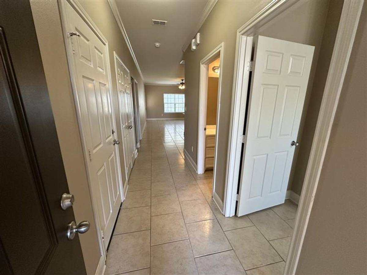 Townhouse for rent at 3958 Mobley Circle, Tyler, TX 75707