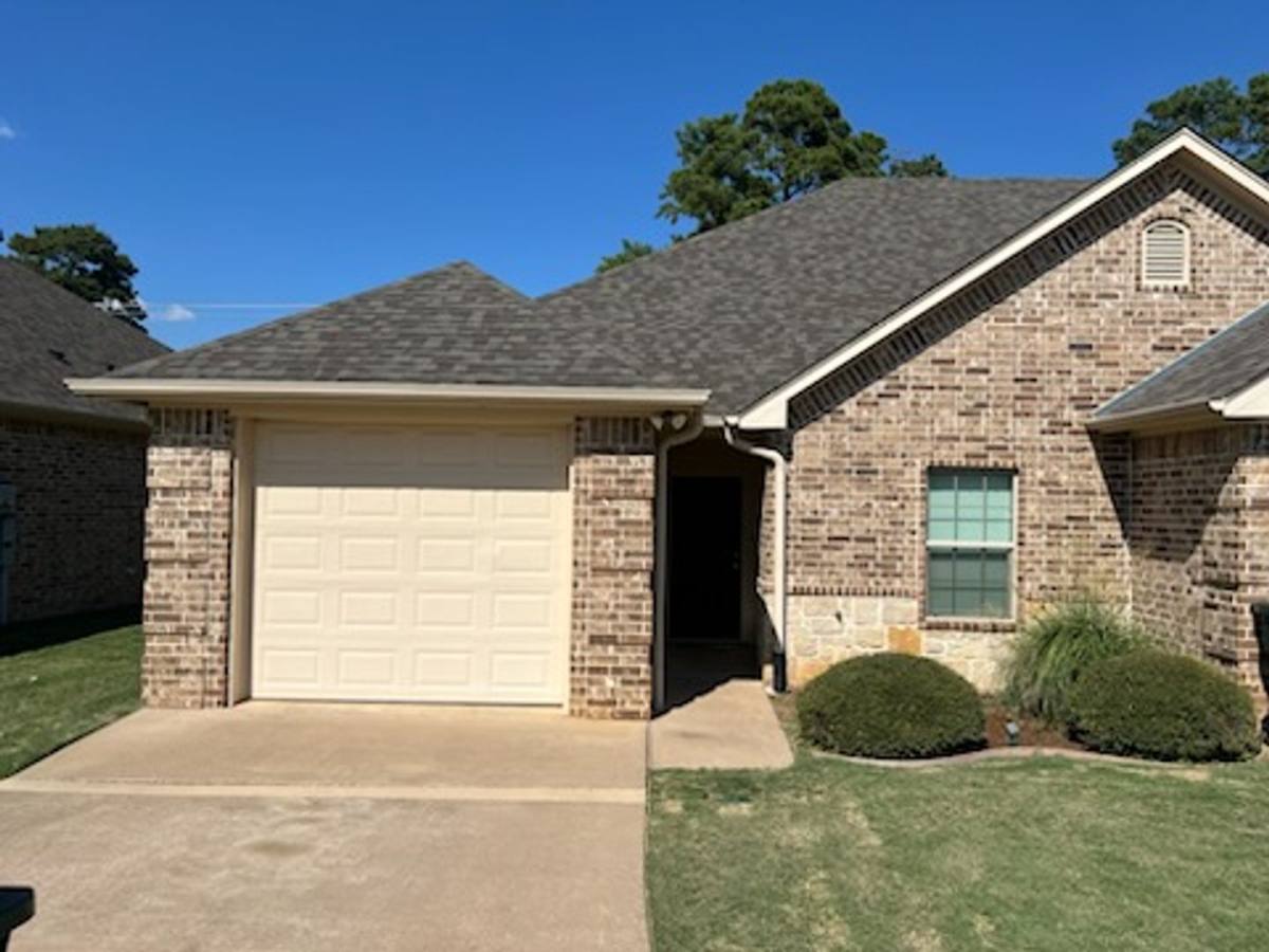 Townhouse for rent at 3958 Mobley Circle, Tyler, TX 75707