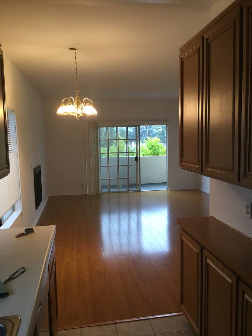 Apartment for rent at 11482 Moorpark St, North Hollywood, CA 91602
