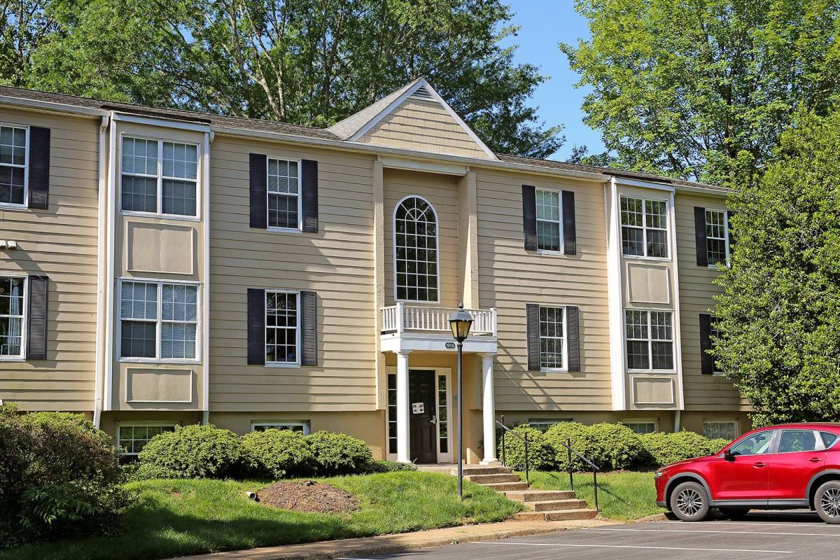 Apartment for rent at 1504 Villa Terrace, Charlottesville, VA 22903