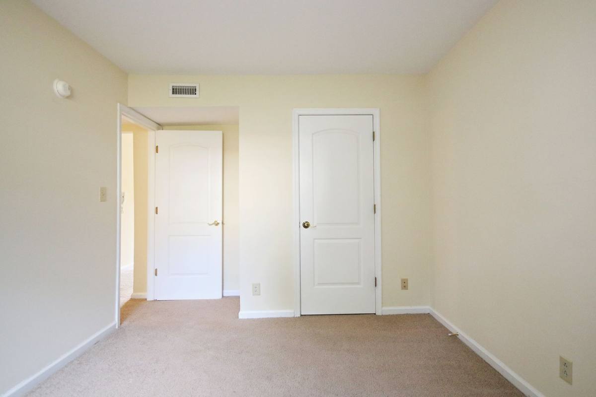 Apartment for rent at 1504 Villa Terrace, Charlottesville, VA 22903
