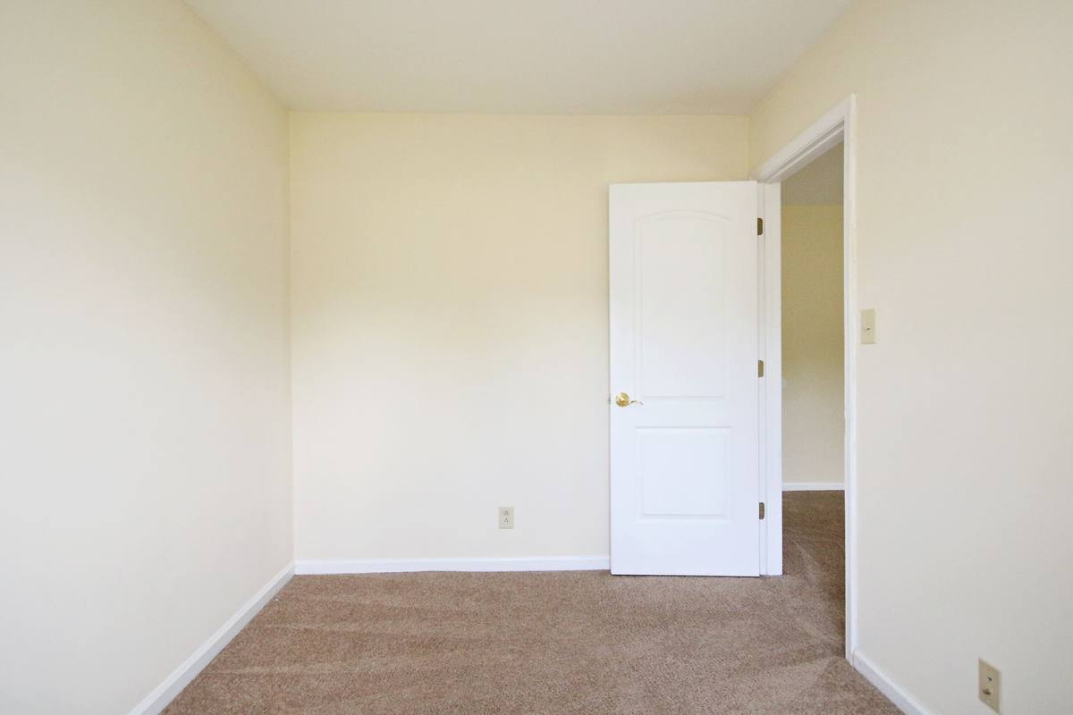 Apartment for rent at 1504 Villa Terrace, Charlottesville, VA 22903