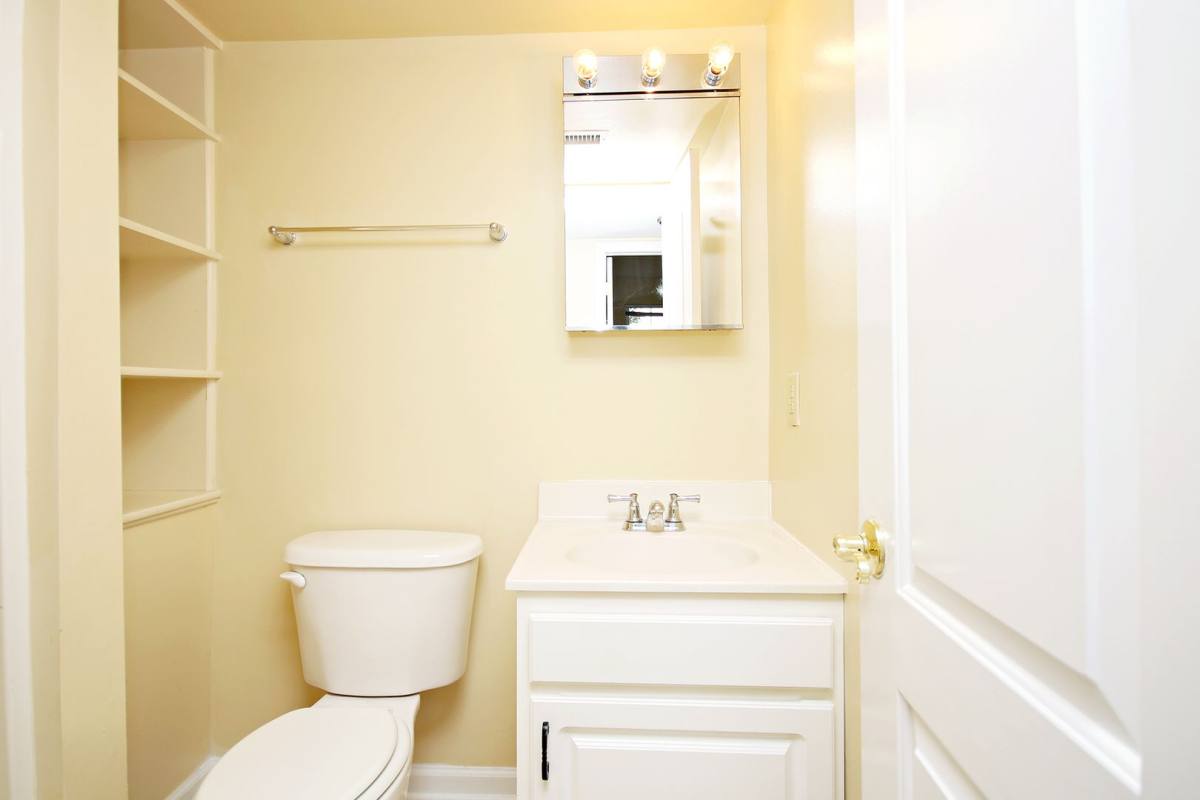 Apartment for rent at 1504 Villa Terrace, Charlottesville, VA 22903