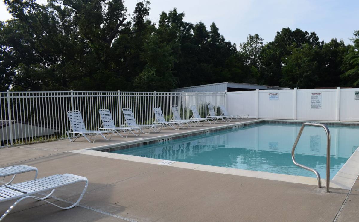 Apartment for rent at 823 SW Blvd, Jefferson City, MO 65109