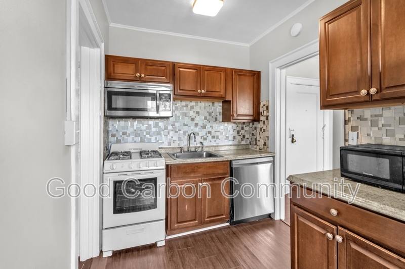 Apartment for rent at 1016 Amherst St, Buffalo, NY 14216