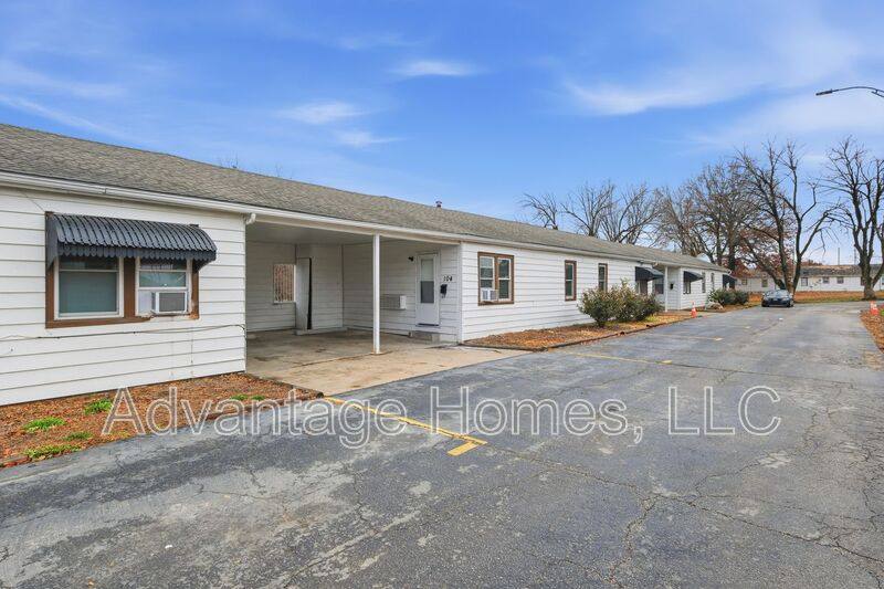 Apartment for rent at 1015 N Scott Ave, Belton, MO 64012