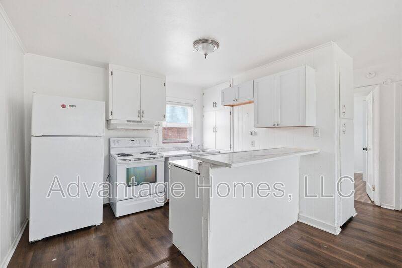 Apartment for rent at 1015 N Scott Ave, Belton, MO 64012