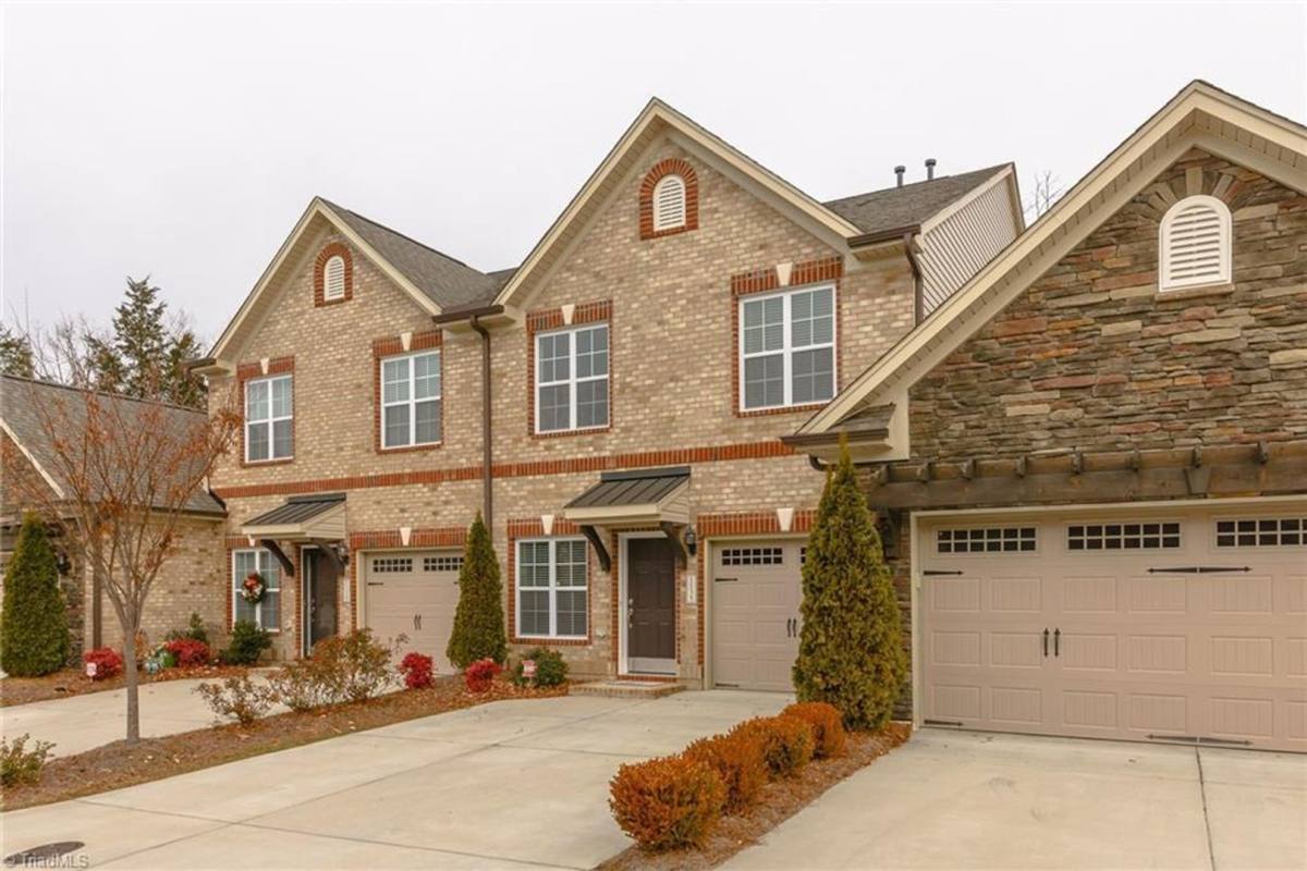 Townhouse for rent at 1135 Heritage Path Lane, Winston Salem, NC 27103