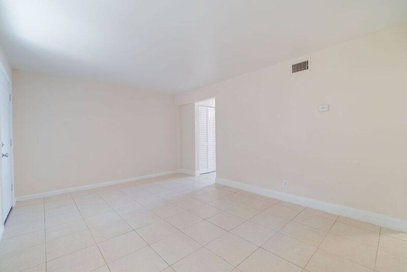Apartment for rent at 616 8th St #9, West Palm Beach, FL 33401