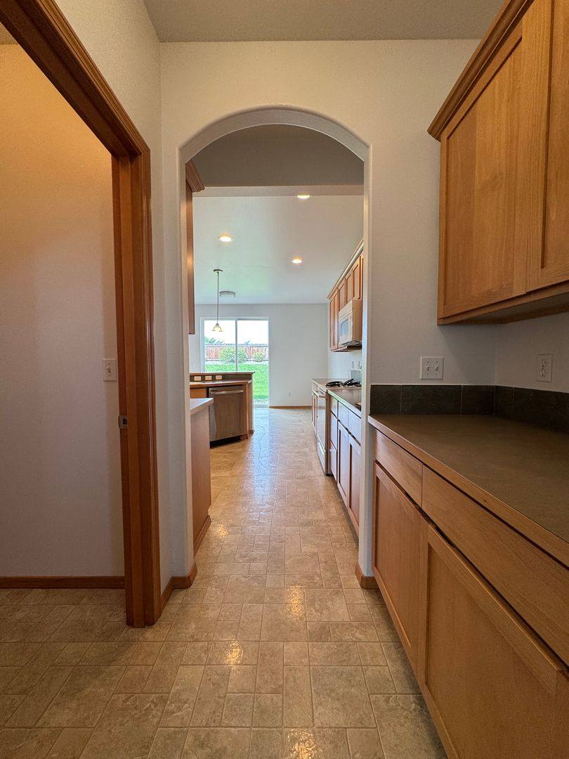 House for rent at 2210 N Clearview St, Ellensburg, WA 98926