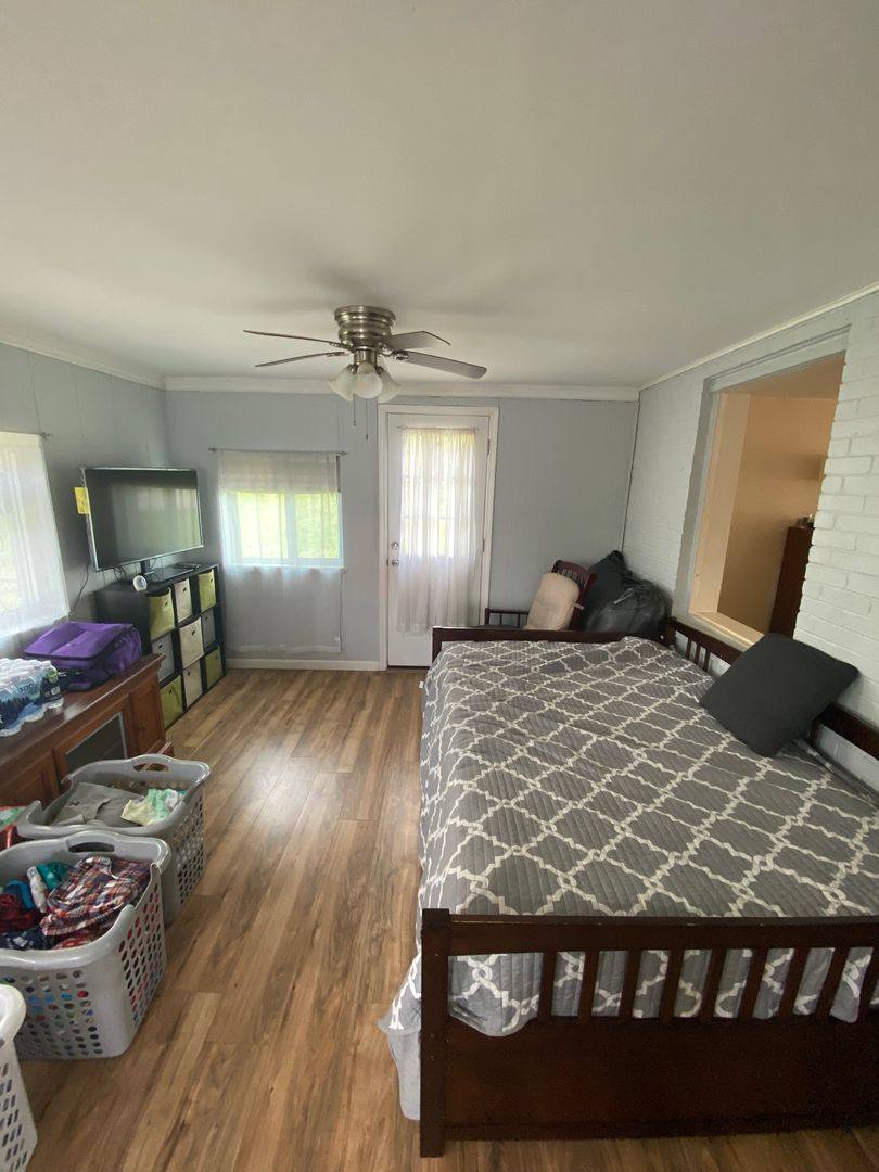 House for rent at 103 Grove Rd, Verona, PA 15147