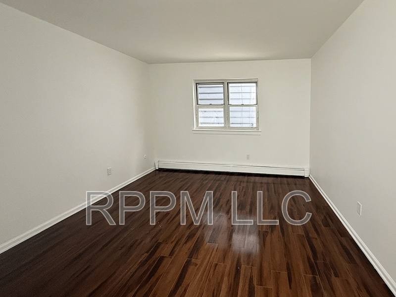 Apartment for rent at 19 Van Rensselear St, Belleville, NJ 07109